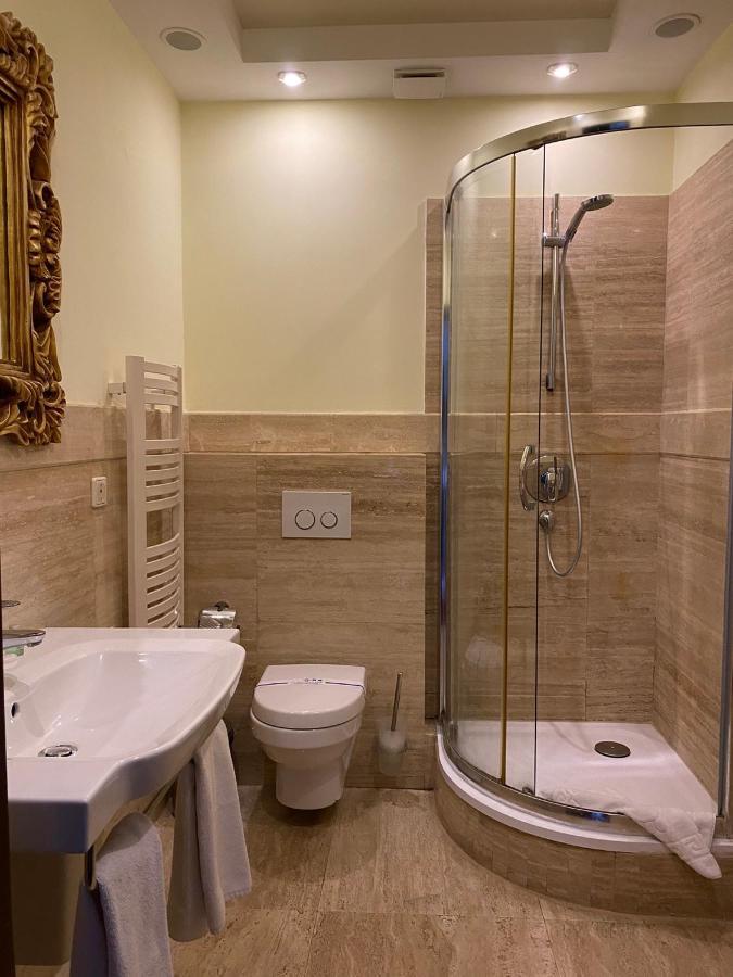 Delice Hotel Lviv Exterior foto