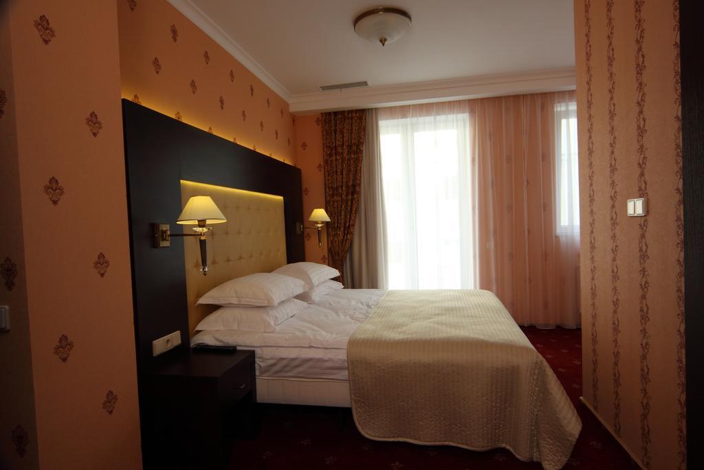 Delice Hotel Lviv Exterior foto
