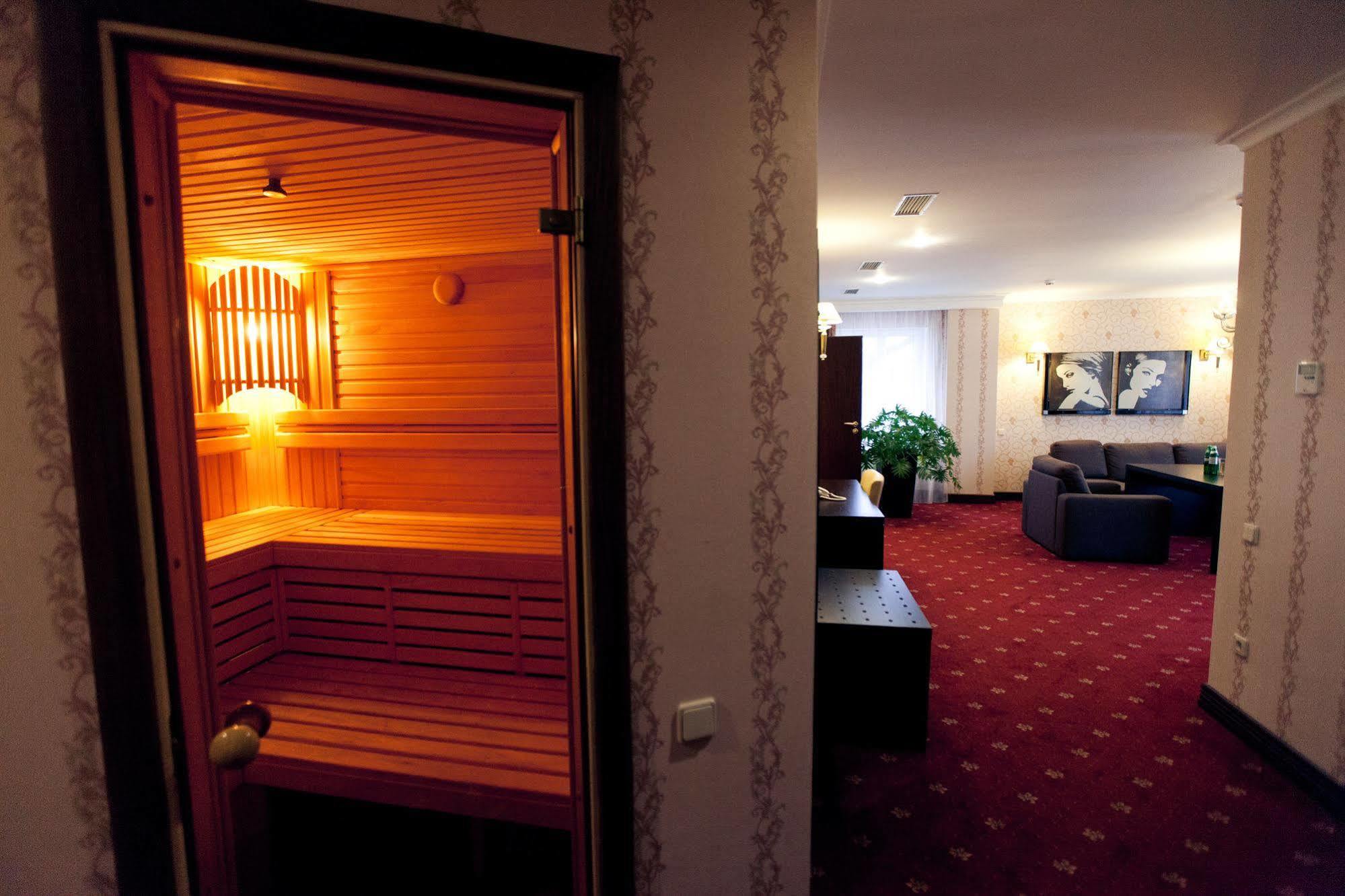Delice Hotel Lviv Exterior foto